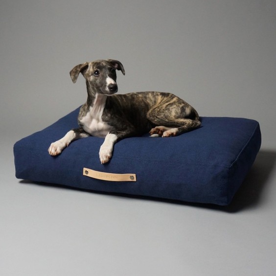 Labbvenn Stockholm dog cushion - Agof Store