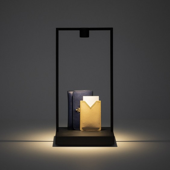 Artemide Curiosity Akku Tischlampe - Agof Store