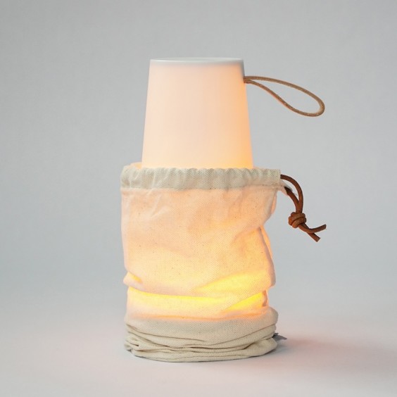 Pablo Uma mini portable lantern with speaker - Agof Store