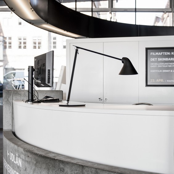 Louis Poulsen NJP Tischleuchte - Agof Store
