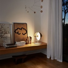 Theia M Lampada da tavolo Marset - Agof Store Theia M Lampada da tavolo Marset - Agof Store