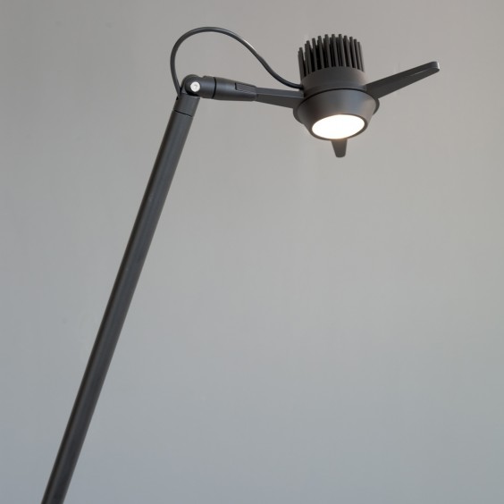 Martinelli Luce Y3 Stehleuchte - Agof Store