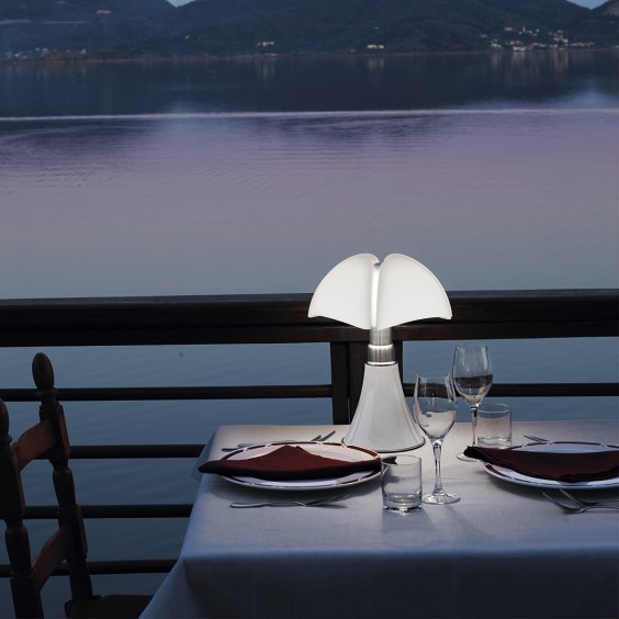 Martinelli Luce Minipipistrello Cordless Akku Tischlampe - Agof Store