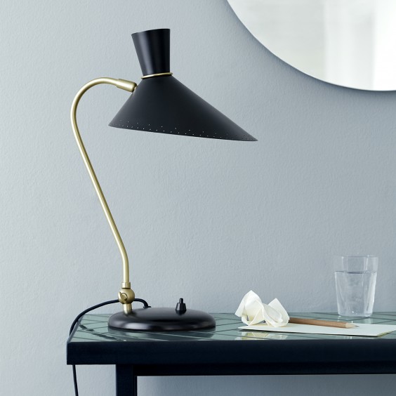 Warm Nordic Bloom Tischleuchte - Agof Store