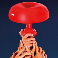 Artemide Nessino Red Special Edition Tischleuchte - Agof Store