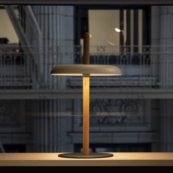 Nivel Lampada da tavolo Pablo - Agof Store