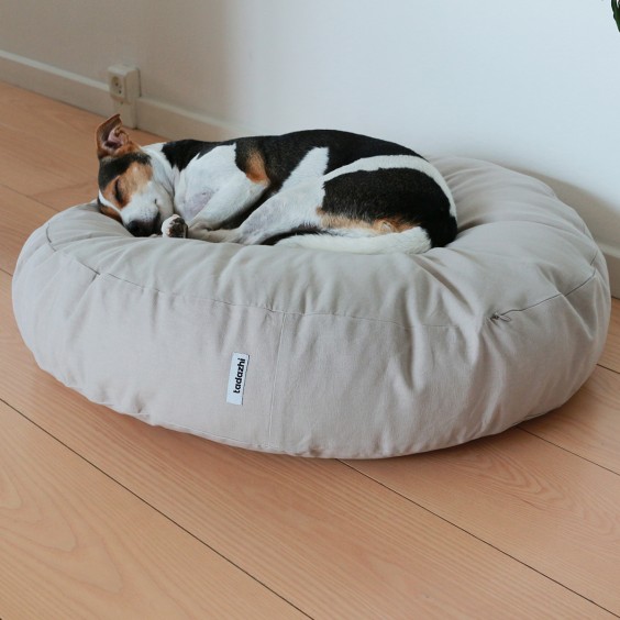 Tadazhi Poespas dog cushion - Agof Store