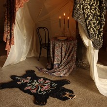 Doing Goods Blooming Black Bear Large Rug 143x97 cm - Agof Store