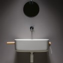 Bounce lavabo in poliuretano con appendi oggetti e portasciugamani in corda Ever Life Design - Agof Store