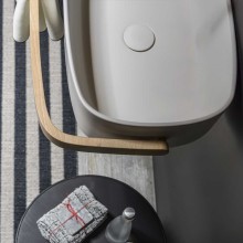 Bounce lavabo in poliuretano con portasciugamani Ever Life Design - Agof Store