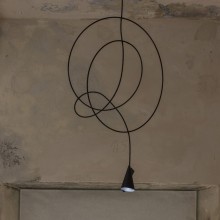 Signature Lampada a sospensione Ingo Maurer - Agof Store Signature Lampada a sospensione Ingo Maurer - Agof Store