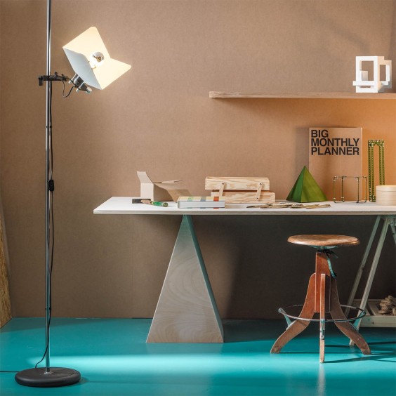 Triedro Lampada da terra Stilnovo - Agof Store
