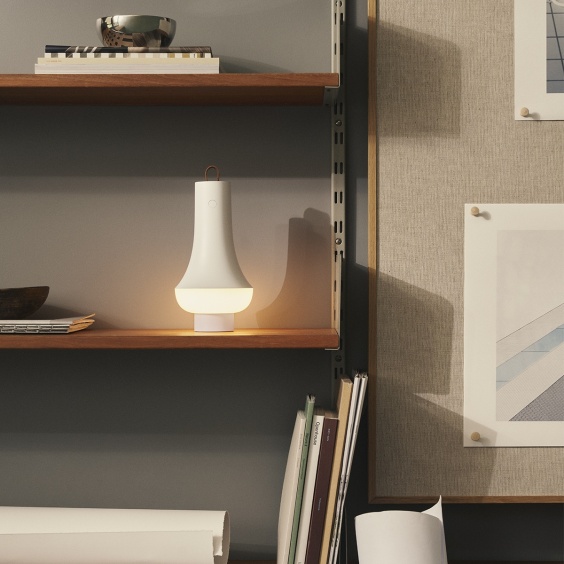Tomoshi Portable Lampada da tavolo Louis Poulsen - Agof Store