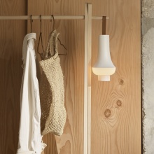 Louis Poulsen Tomoshi Portable Akku Tischlampe - Agof Store