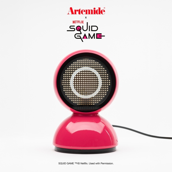 Eclisse x Squid Game - Guard Lampada da tavolo Artemide - Agof Store