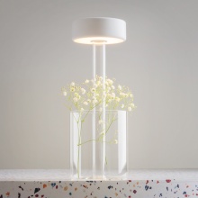 AI Collaboration Vase Lampada ricaricabile da tavolo Maytoni - Agof Store