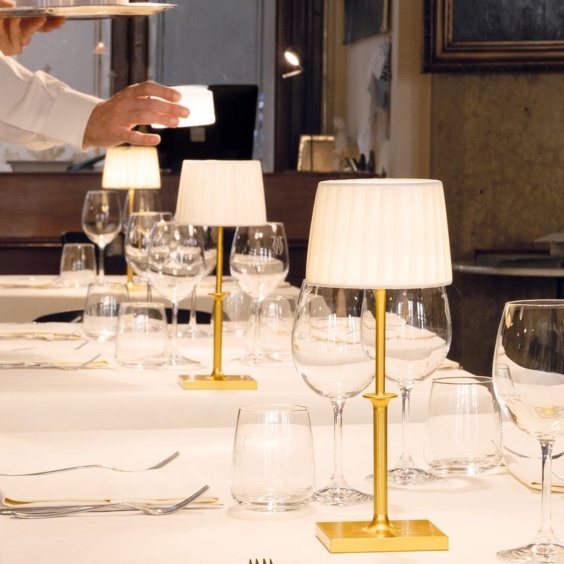 Zafferano Poldina Classic Pro Akku Tischlampe - Agof Store