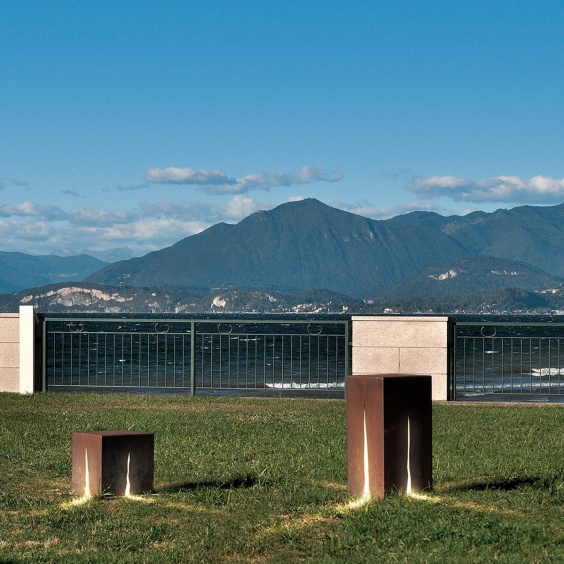 Granito 60 Led Lampada da terra outdoor Artemide - Agof Store