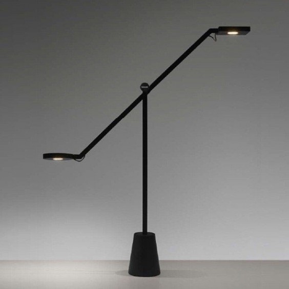 Artemide Equilibrist Tischleuchte - Agof Store