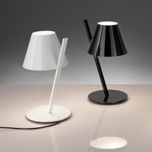 Artemide La Petite Tischleuchte - Agof Store Artemide La Petite Tischleuchte - Agof Store