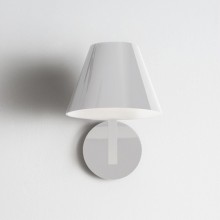 Artemide La Petite Lampada da parete - Agof Store Artemide La Petite Lampada da parete - Agof Store