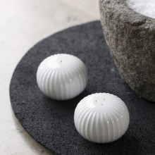 KAHLER Hammershoi Set | Salt/Pepper Shakers | Agof Store