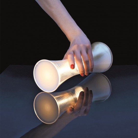 Artemide Come Together portable table lamp - Agof Store