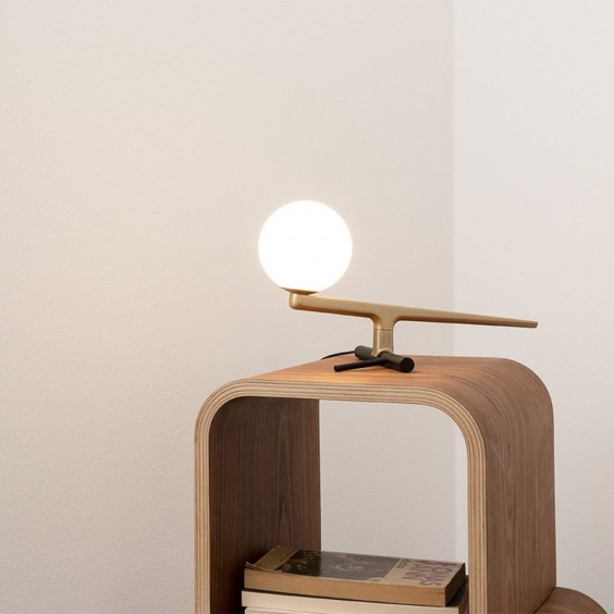 Artemide Yanzi Tischleuchte - Agof Store