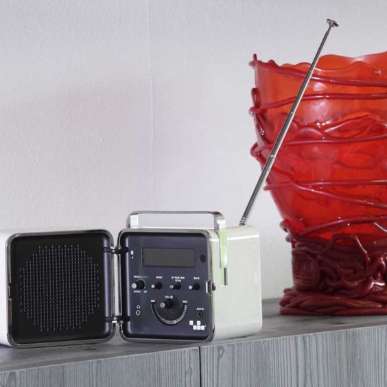 Brionvega Radio Cubo Bluetooth radio - Agof Store