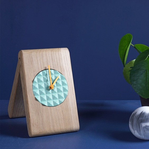 KORRIDOR Pyramid | Table Clock | Agof Store