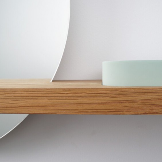 KORRIDOR Moi Mirror | Specchio Con Mensola | Agof Store