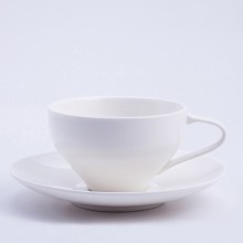 FJ Essence tazza e piattino Architectmade - Agof Store FJ Essence tazza e piattino Architectmade - Agof Store