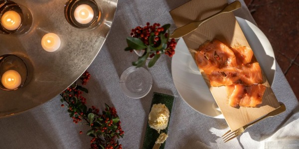Design ideas for setting the Christmas table